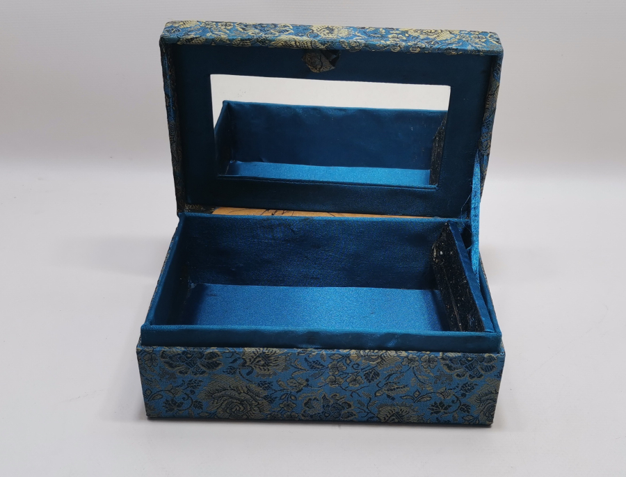 SIRMA İŞÇİLİKLİ RUM İŞİ ANTİKA MÜCEVHER KUTUSU