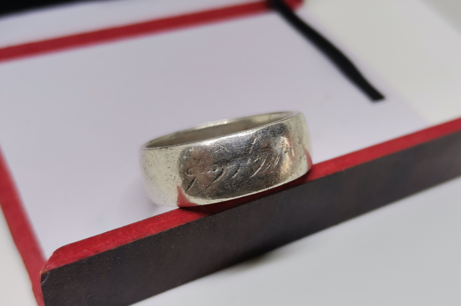 İÇİ VE DIŞI DUALI ANTİKA GÜMÜŞ YÜZÜK