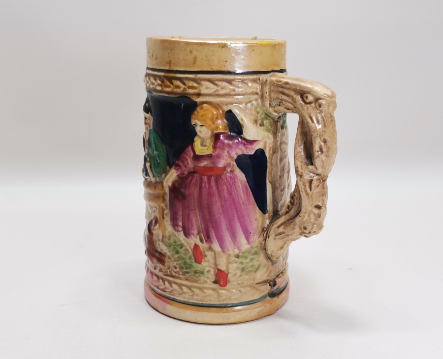 KABARTMA İŞÇİLİKLİ ANTİKA BİRA BARDAĞI