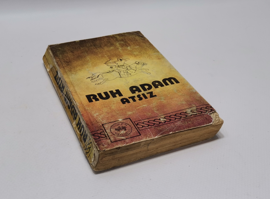 NİHAL ATSIZ 'IN İLK BASKI RUH ADAM KİTABI