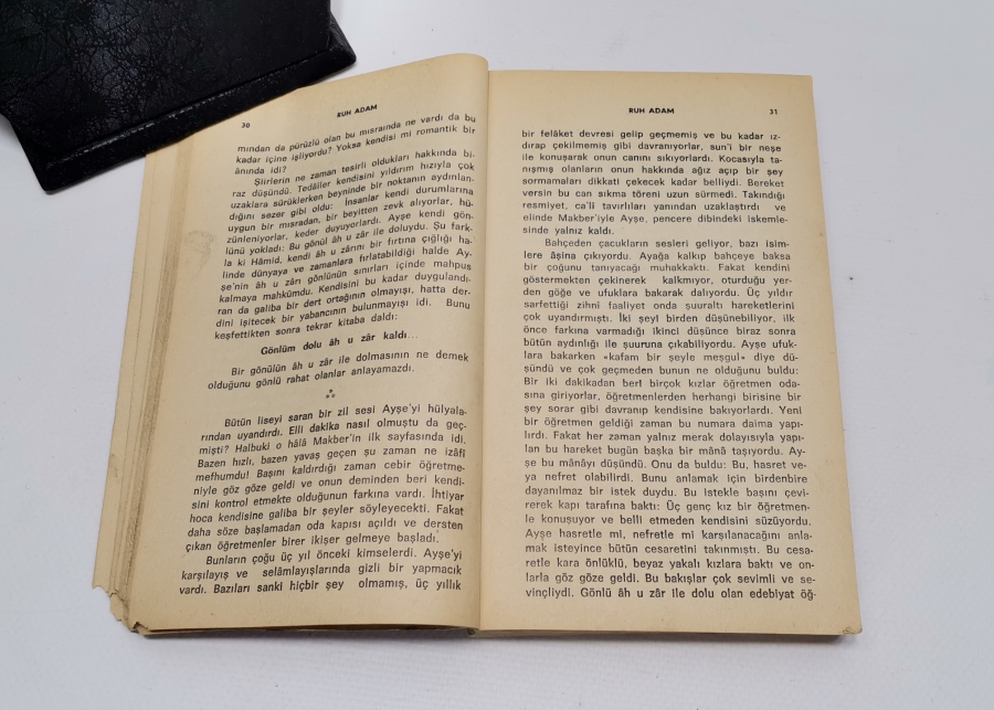 NİHAL ATSIZ 'IN İLK BASKI RUH ADAM KİTABI