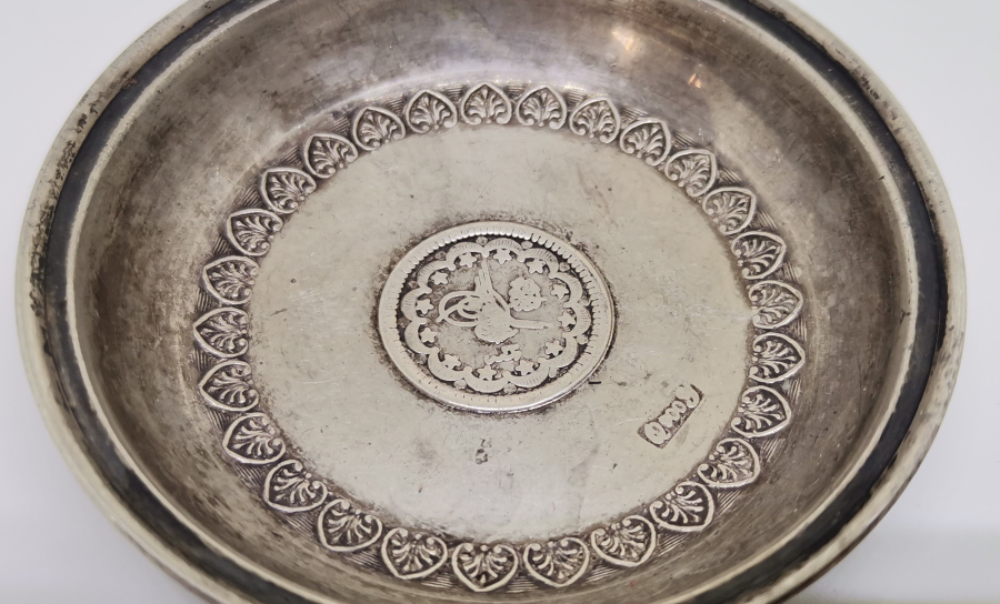 ORTASI TUĞRALI GÜMÜŞ SÜLEYMANİYE İŞİ KINA TASI