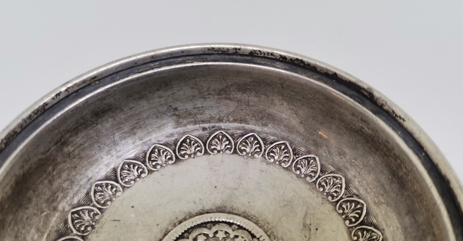 ORTASI TUĞRALI GÜMÜŞ SÜLEYMANİYE İŞİ KINA TASI