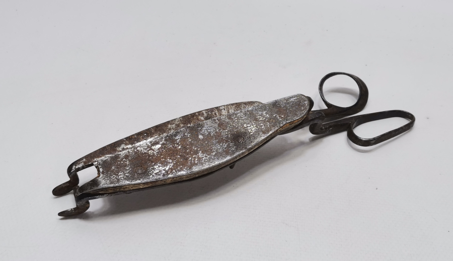 OSMANLI DÖNEMİ USTA DAMGALI HEREKE İŞİ HALI MAKASI