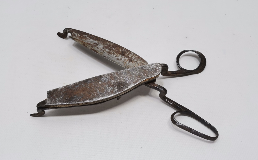 OSMANLI DÖNEMİ USTA DAMGALI HEREKE İŞİ HALI MAKASI