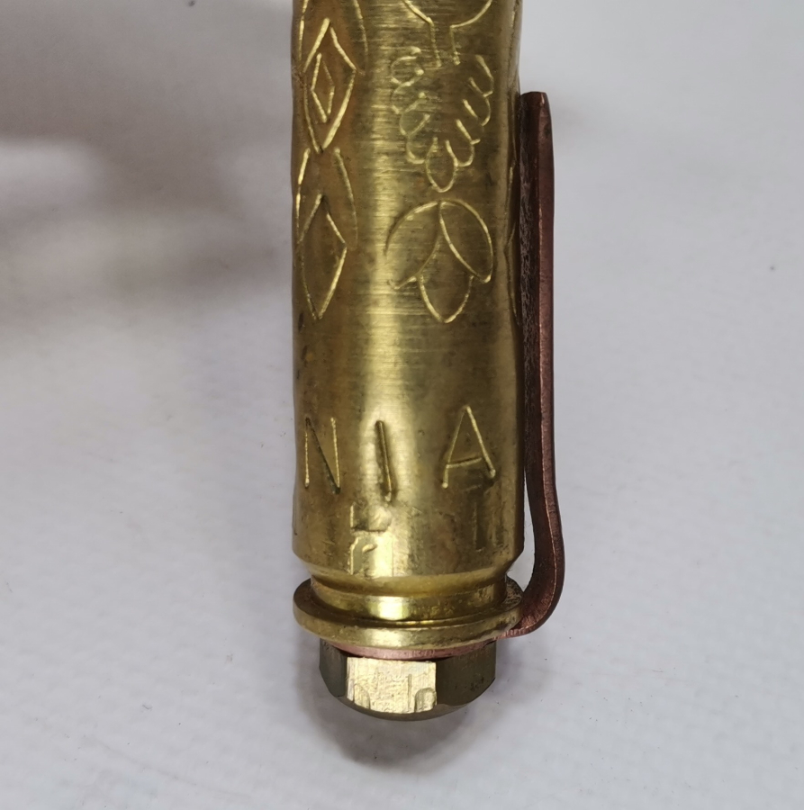 SREBRENİTSA SOY KIRIMINDA KULLANILMIŞ MERMİLERDEN BİRİYLE YAPILMIŞ HATIRA MERMİ KALEM