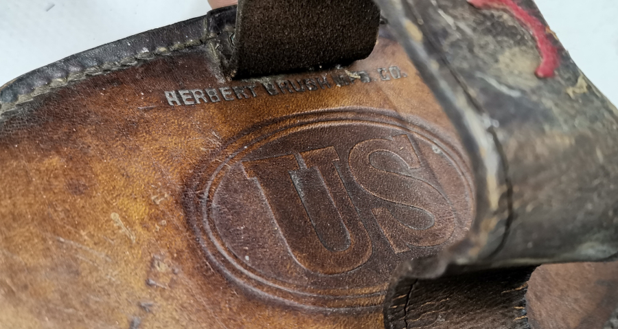 AT KILINDAN YAPILMIŞ 1900 BAŞLARI AMERİKAN AT TIMARI - AT FIRÇASI