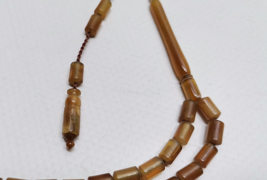 DAĞ KEÇİSİ BOYNUZUNDAN YAPILMIŞ TESBİH