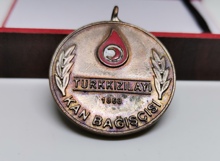 MİNELİ KIZILAY KAN BAĞIŞÇISI MADALYASI