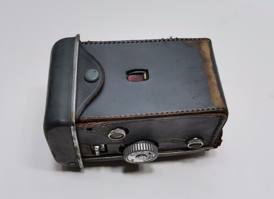 ORJİNAL DERİ KILIFINDA ANTİKA FOTOĞRAF MAKİNESİ