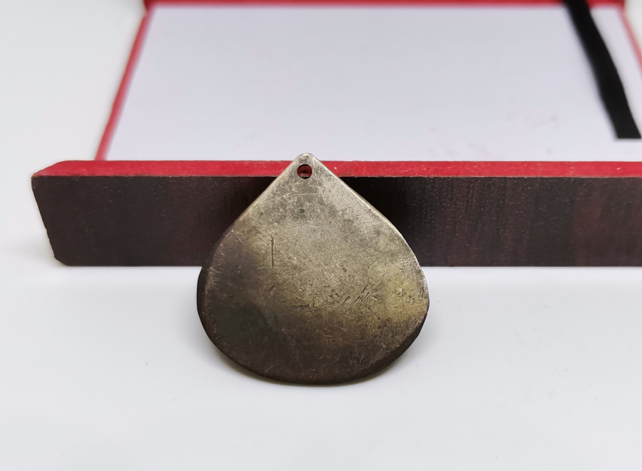 OSMANLI DÖNEMİ ASHAB-I KEHF YAZILI ARMUDİ GÜMÜŞ KOLYE UCU