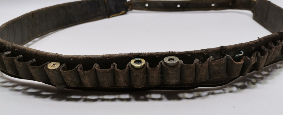 OSMANLI DÖNEMİ DERİDEN MAMUL NADİR KUVVACI TABANCA KÜTÜKLÜĞÜ