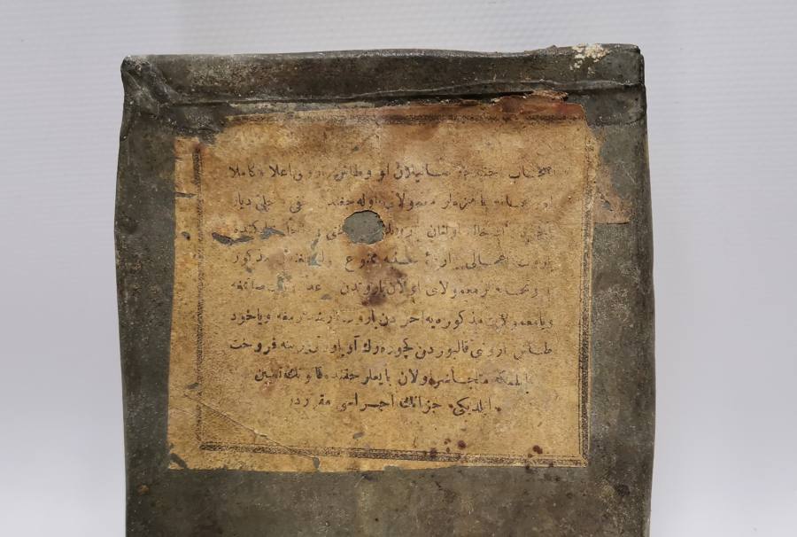 OSMANLI DÖNEMİ ETİKETİ ÜZERİNDE ÇOK NADİR BARUT KUTUSU