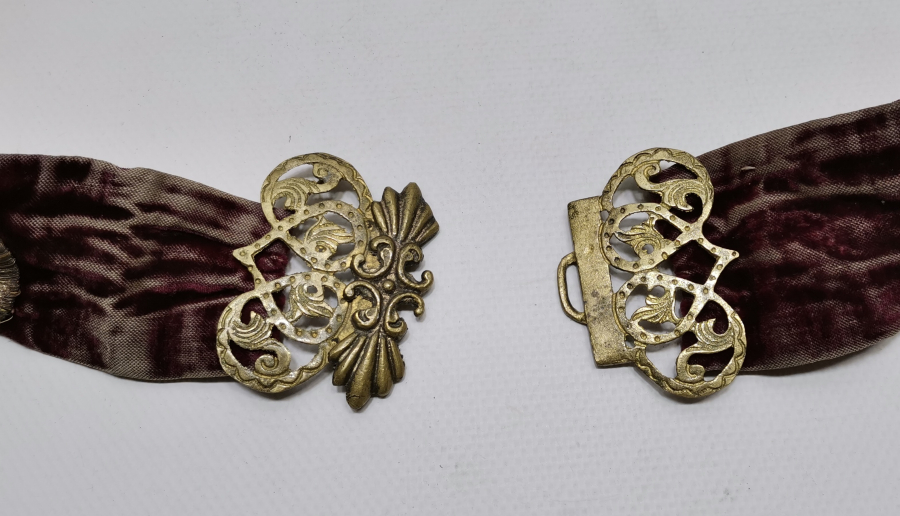 OSMANLI DÖNEMİ SIRMA İŞÇİLİKLİ BİNDALLI KEMERİ