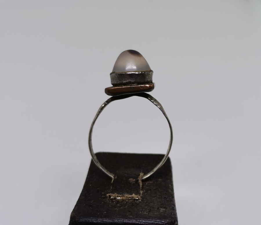 SÜLEYMANİYE AKİĞİNDEN MAMUL SÜMBÜLLÜ TARİKATINA AİT DERVİŞ YÜZÜĞÜ