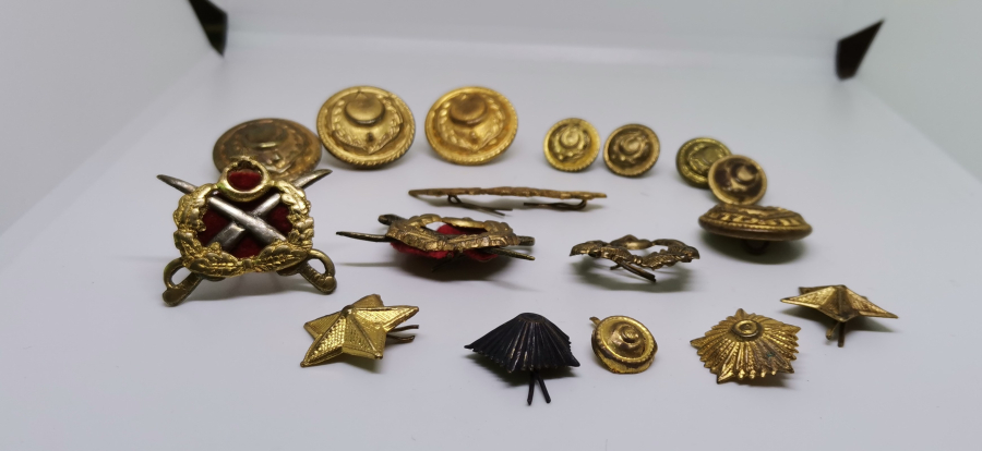 CUMHURİYET BAŞLARI ASKERİ BRÖVE VE DÜĞME LOTU