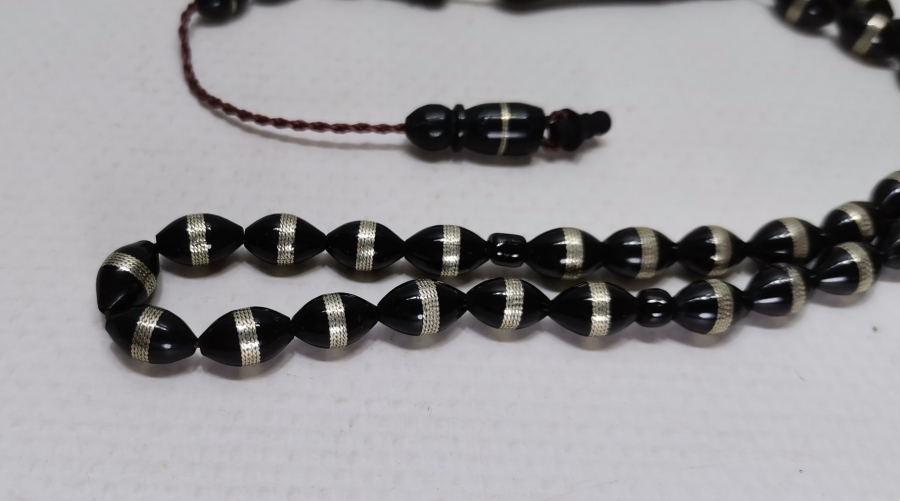 KUKA ÜZERİ SARMA İŞÇİLİKLİ TESPİH