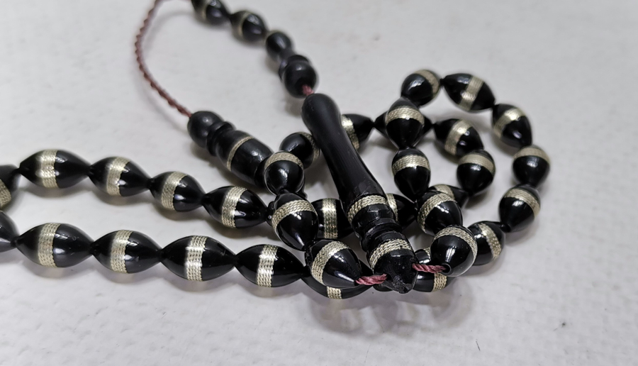 KUKA ÜZERİ SARMA İŞÇİLİKLİ TESPİH