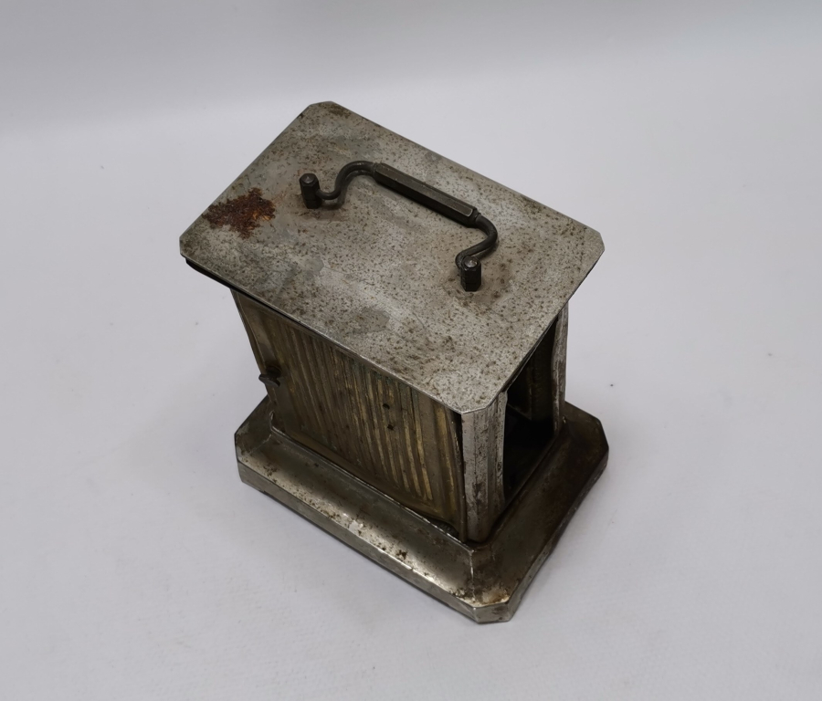 MEŞRUTİYET SANCAKLI OSMANLI DÖNEMİ MASA SAATİ