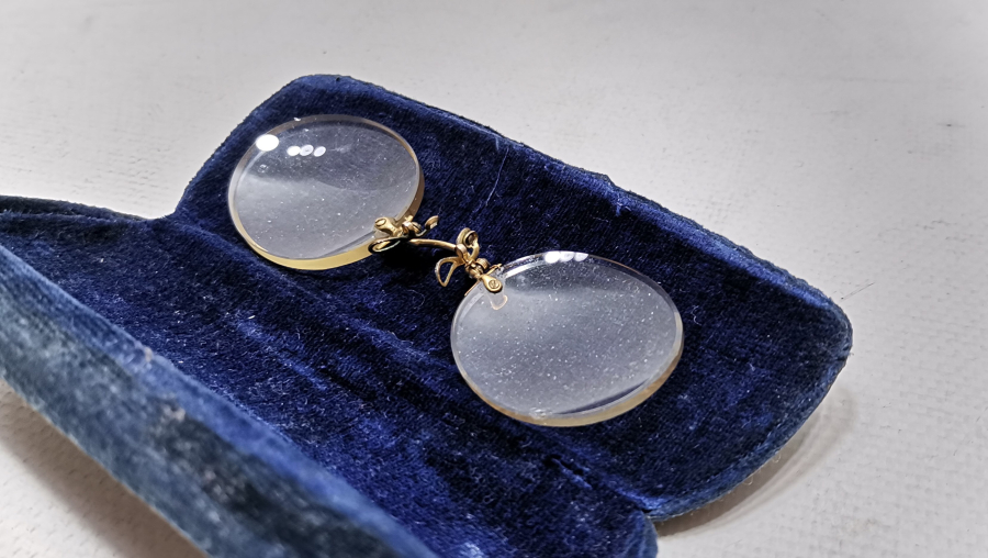 ORJİNAL KUTUSUNDA OSMANLI DÖNEMİ ALTIN TÜCCAR GÖZLÜĞÜ