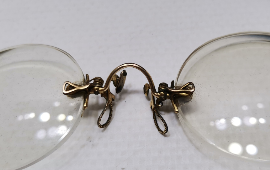 ORJİNAL KUTUSUNDA OSMANLI DÖNEMİ ALTIN TÜCCAR GÖZLÜĞÜ