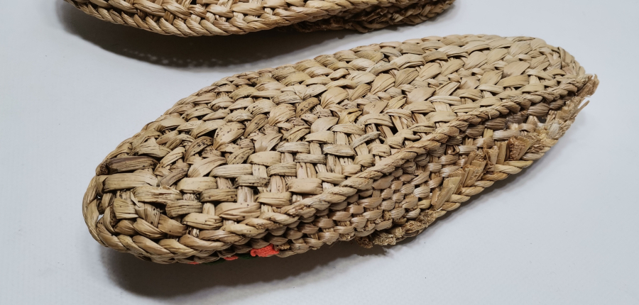 OSMANLI DÖNEMİ HURMA YAPRAĞINDAN YAPILMIŞ HİCAZ İŞİ ÇOK NADİR DAMAT AYAKKABISI