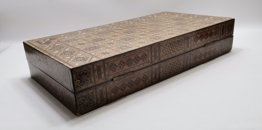 OSMANLI DÖNEMİ MARKÜTERİ İŞÇİLİKLİ BÜYÜK BOY TAVLA