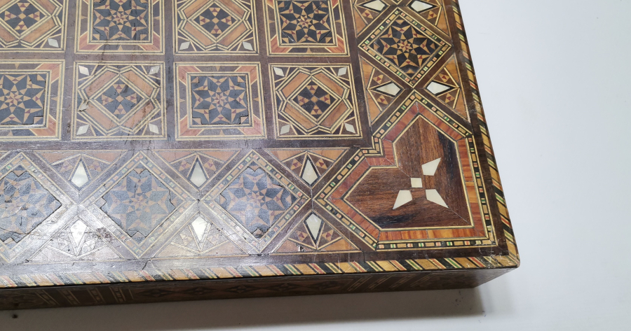 OSMANLI DÖNEMİ MARKÜTERİ İŞÇİLİKLİ BÜYÜK BOY TAVLA