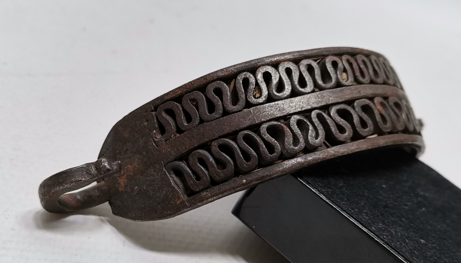 OSMANLI DÖNEMİ NADİR DEMİR İŞÇİLİĞİ YILAN FORMUNDA AT GEMİ