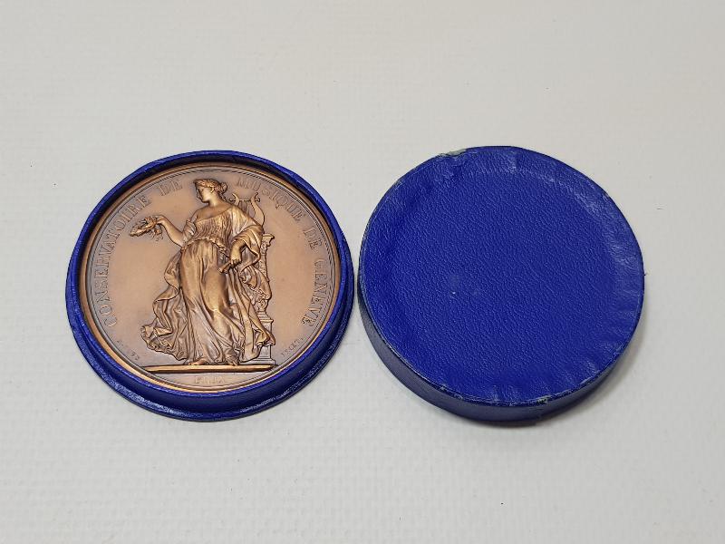 1900'LERDEN KUTUSUNDA İSVİÇRE CENEVRE MÜZİK KONSERVATUARI MADALYASI