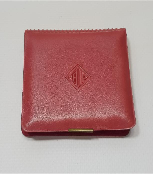 1973 ORJİNAL KUTUSUNDA AKBANK 25. YIL GÜMÜŞ MADALYON