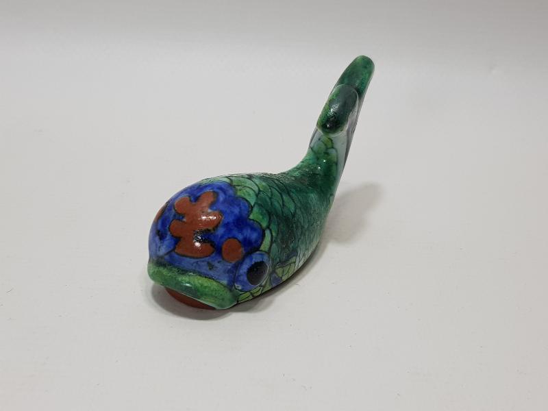 ADA İŞİ SANATÇI İMZALI ANTİKA SERAMİK BALIK BİBLOSU