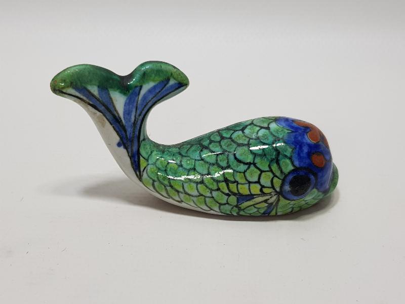 ADA İŞİ SANATÇI İMZALI ANTİKA SERAMİK BALIK BİBLOSU