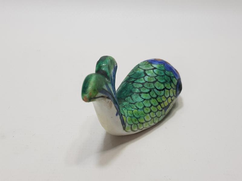 ADA İŞİ SANATÇI İMZALI ANTİKA SERAMİK BALIK BİBLOSU