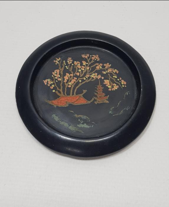 ANTİKA JAPON İŞİ PAPIER MACHE BİR ÇİFT ÇAY TABAĞI ALTLIĞI