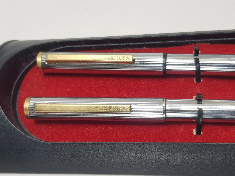 KUTUSUNDA SENATOR DOLMA KALEM VE TÜKENMEZ KALEM SETİ