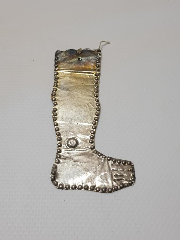 OSMANLI DÖNEMİ RUM İŞİ AYAK FORMLU GÜMÜŞ İKONA ADAKLIĞI