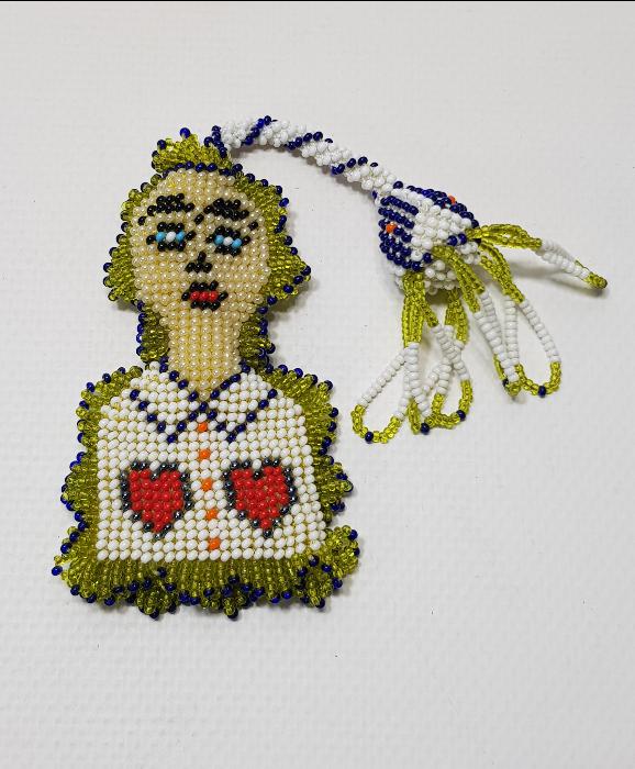 HAPİSHANE İŞİ KADIN RESİMLİ BONCUK İŞLEME ANAHTARLIK