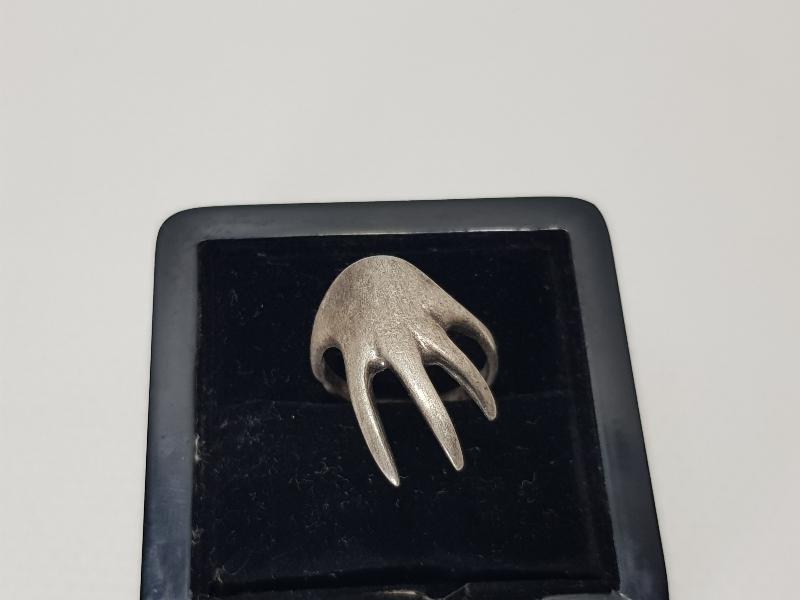 EL FORMLU GÜMÜŞ BAYAN YÜZÜĞÜ