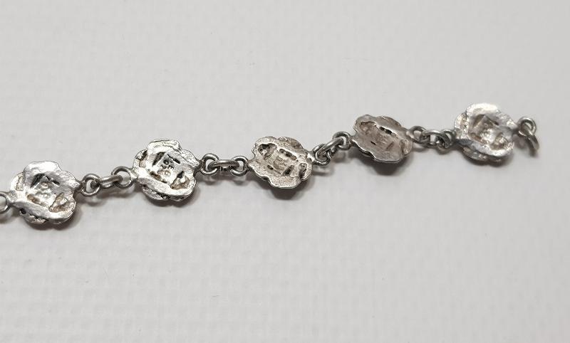 GÜL DESENLERİYLE SÜSLÜ ANTİKA GÜMÜŞ BİLEKLİK