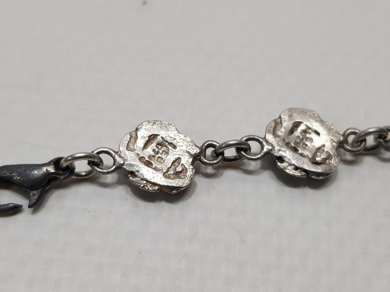 GÜL DESENLERİYLE SÜSLÜ ANTİKA GÜMÜŞ BİLEKLİK