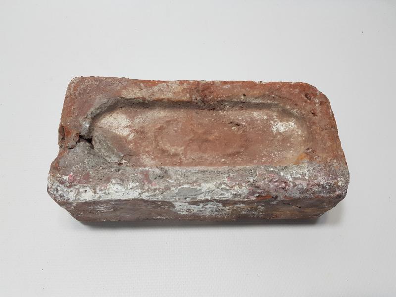 OSMANLI DÖNEMİ OSMANLICA YAZILI VE AY YILDIZLI TUĞLA