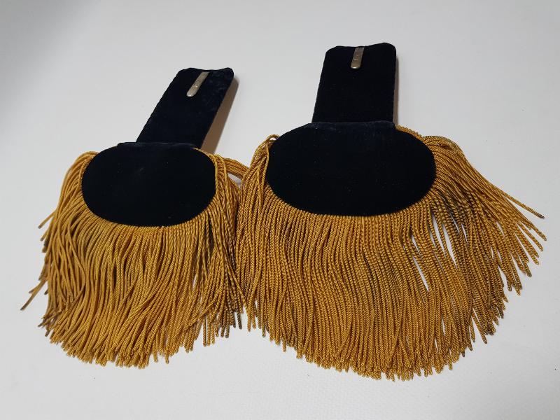 OSMANLICA YAZILI ORJİNAL KUTUSUNDA TOPÇU PAŞA APOLETİ