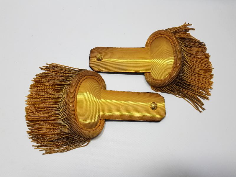 OSMANLICA YAZILI ORJİNAL KUTUSUNDA TOPÇU PAŞA APOLETİ