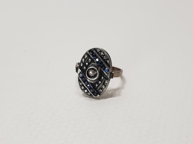 SAFİR VE ELMAS TAŞLARLA SÜSLÜ ALTIN YÜZÜK