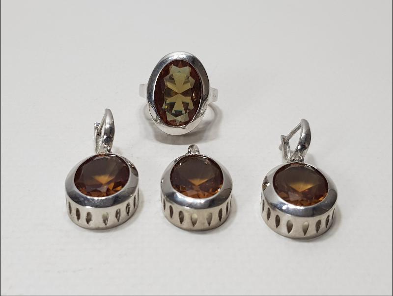 ZULTANİT TAŞLI GÜMÜŞ TAKI SETİ