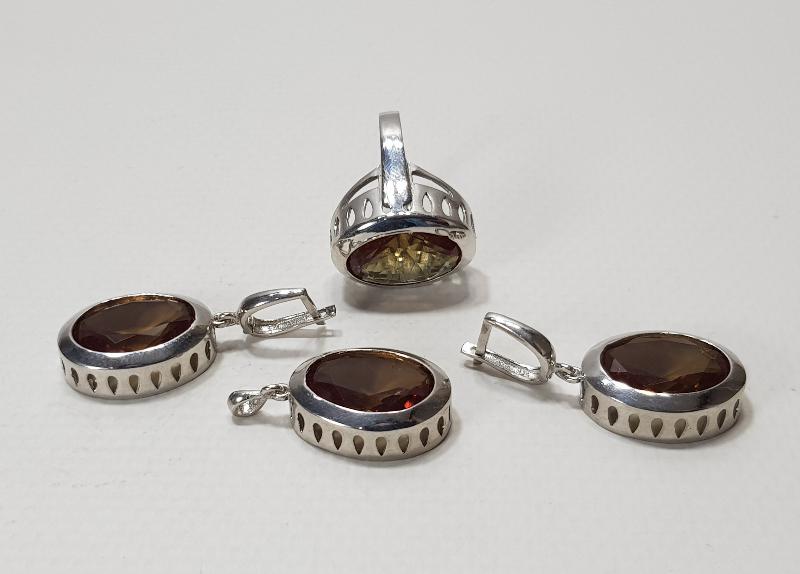 ZULTANİT TAŞLI GÜMÜŞ TAKI SETİ