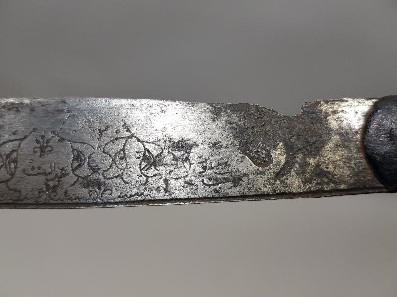 OSMANLI DÖNEMİ MEŞRUTİYET SLOGANLARI YAZILI VE BAYRAKLARLA SÜSLÜ MORS DİŞİ SAPLI ÇOK NADİR KAMA