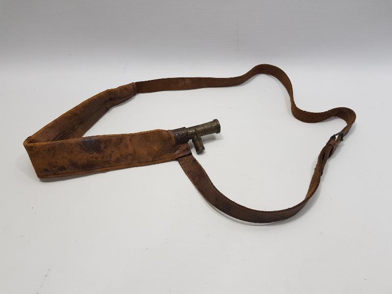 1. DÜNYA SAVAŞI DÖNEMİ NADİR FORMDA DERİ KEMERLİ BARUTLUK