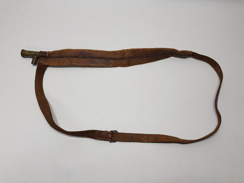 1. DÜNYA SAVAŞI DÖNEMİ NADİR FORMDA DERİ KEMERLİ BARUTLUK